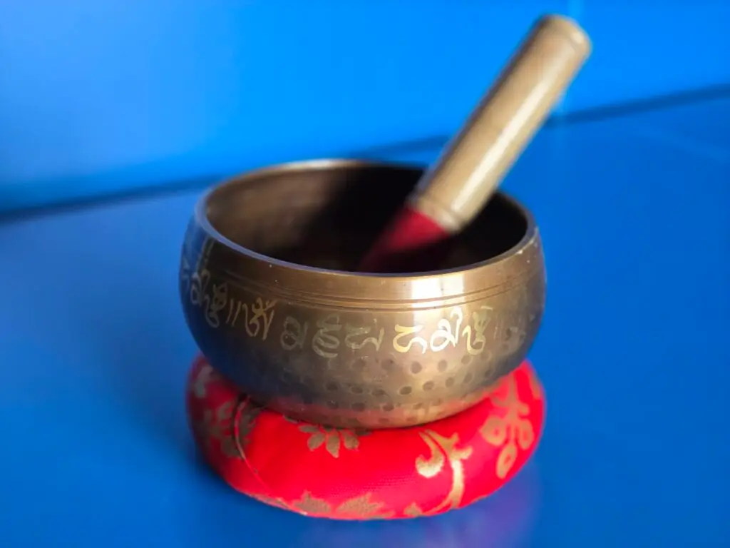 Bronze bowl Large