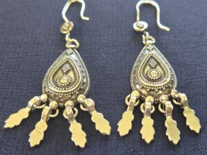Earring Palm