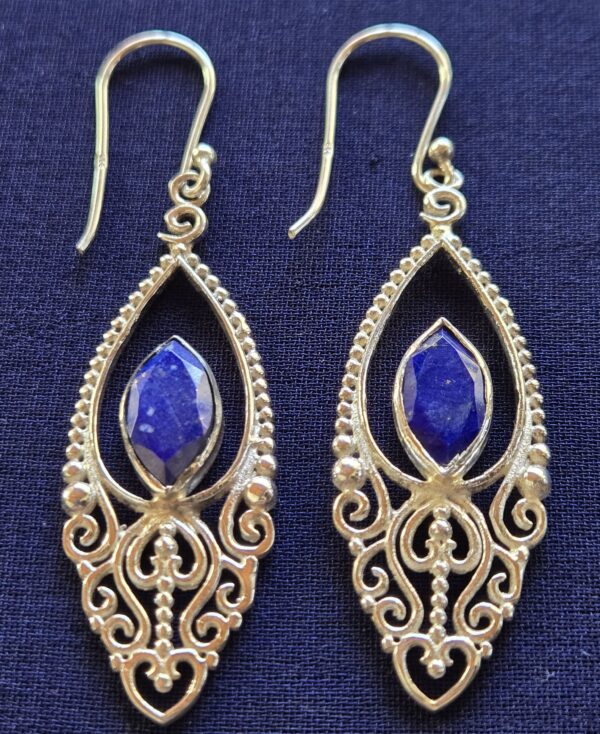 Earring Holdy Blue Eye stone