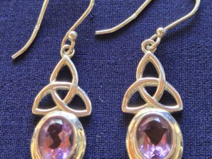 Earring Light purple stone