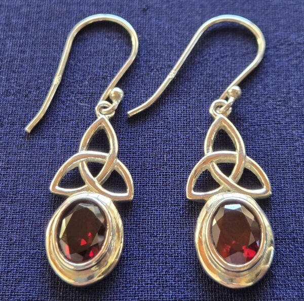 Earring Red wine