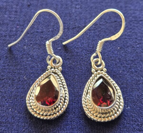 Earring Majestic heart
