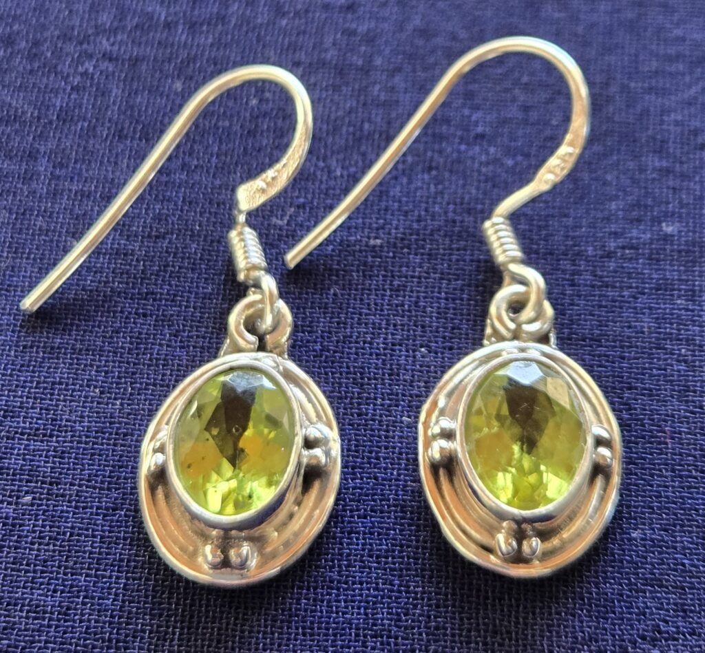 Earring Algae green