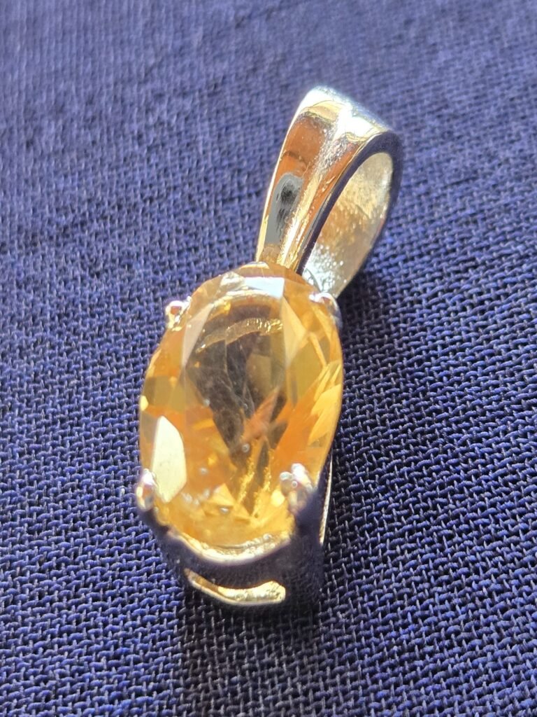 Ring size yellow stone