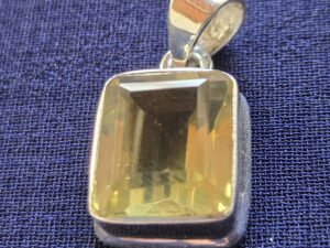 Yellow stone for strong relation